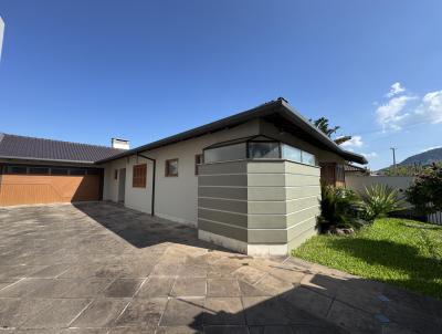 Casa para Venda, em Montenegro, bairro Rui Barbosa, 3 dormit�rios, 4 banheiros, 1 su�te, 2 vagas
