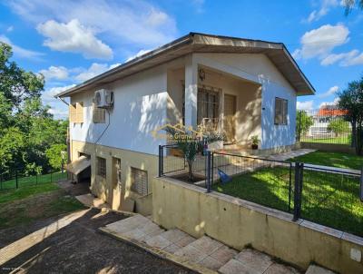 Casa para Venda, em Carazinho, bairro LOEFF, 3 dormitrios, 2 banheiros, 1 vaga