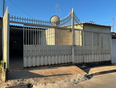 Casa para Venda, em Braslia, bairro Santa Maria, 4 dormitrios, 2 banheiros, 2 vagas