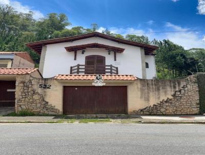 Casa para Venda, em Itajub, bairro Pinheirinho, 6 dormitrios, 4 banheiros, 2 sutes, 6 vagas