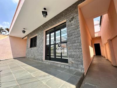 Casa para Venda, em Itajub, bairro Avenida, 3 dormitrios, 3 banheiros, 2 sutes, 3 vagas