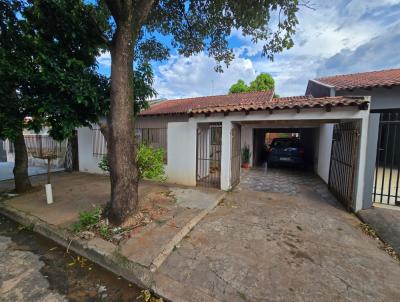 Casa para Venda, em Cianorte, bairro Jardim Santa Mnica II, 3 dormitrios, 1 banheiro, 2 vagas