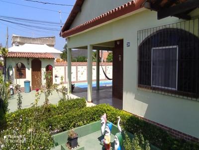 Casa Plana/Usada para Venda, em Iguaba Grande, bairro Parque Tamariz, 3 dormitórios, 4 banheiros, 2 suítes, 3 vagas