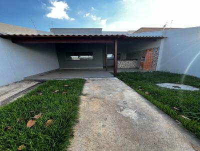 Casa para Venda, em Aparecida de Goinia, bairro Bairro Independncia, 2 dormitrios, 1 banheiro, 1 sute, 2 vagas