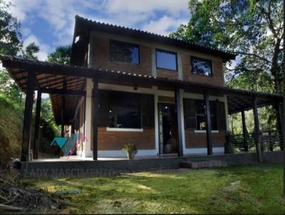 Casa para Venda, em Itatiaia, bairro Pened0, 3 dormitrios, 2 banheiros, 1 sute, 5 vagas