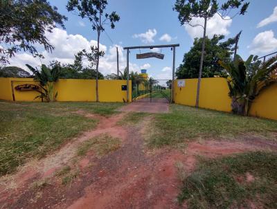 Chácara para Venda, em Assis, bairro Água do Baixadão, 4 dormitórios, 2 banheiros