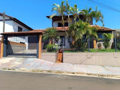 Casa para Venda, em Santa Rosa, bairro Sulina, 3 dormitrios, 3 banheiros, 1 sute, 2 vagas