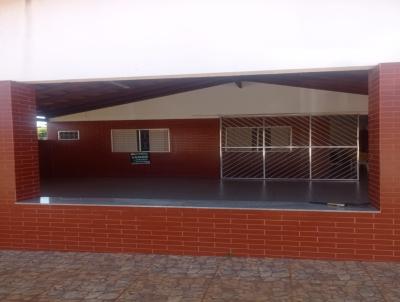 Chal para Venda, em Caldas Novas, bairro Manses guas Quentes, 3 dormitrios, 2 banheiros, 4 vagas