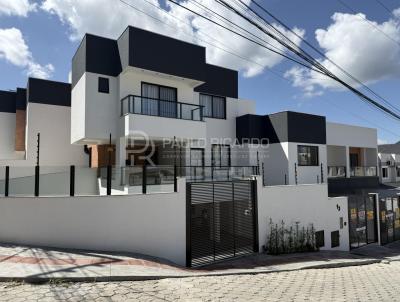 Sobrado para Venda, em Camboriú, bairro São Francisco de Assis, 3 dormitórios, 3 banheiros, 1 suíte, 1 vaga