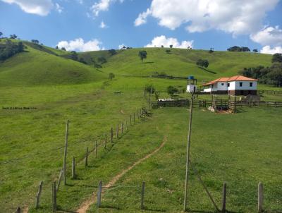 Fazenda para Venda, em Soledade de Minas, bairro rural, 4 dormitrios, 2 banheiros