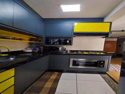 Apartamento para Venda, em Maring, bairro Cidade Universitria, 3 dormitrios, 1 banheiro, 1 vaga