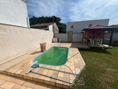 Casa para Venda, em Araruama, bairro Iguabinha, 3 dormitrios, 3 banheiros, 1 sute