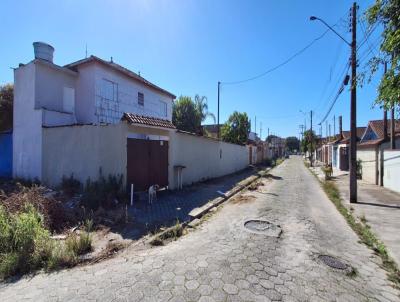 Sobrado para Venda, em Mongagu, bairro Balnerio Agenor de Campos, 4 dormitrios, 2 banheiros, 6 vagas