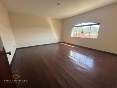 Casa para Locao, em Itajub, bairro Cruzeiro, 7 dormitrios, 2 banheiros, 2 sutes, 3 vagas