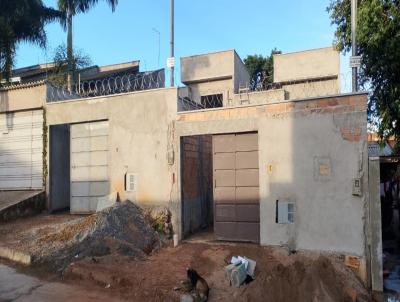 Casa para Venda, em Aparecida de Goinia, bairro Vila Maria, 3 dormitrios, 1 banheiro, 1 sute, 1 vaga