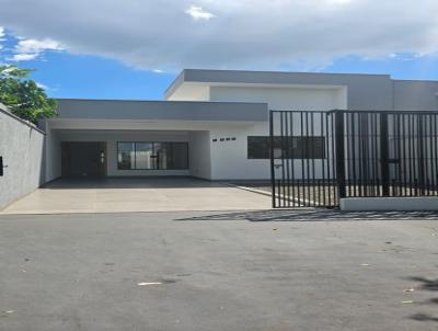 Casa para Venda, em Maring, bairro Parque Hortncia II, 3 dormitrios, 1 banheiro, 1 sute, 2 vagas