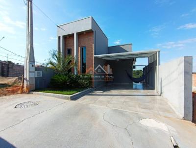 Casa para Venda, em Itapetininga, bairro Vila Piedade, 2 dormitrios, 2 banheiros, 1 sute, 2 vagas