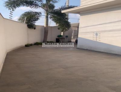 Casa para Venda, em Indaiatuba, bairro Jardim dos Colibris, 2 dormitrios, 2 banheiros, 1 sute, 2 vagas
