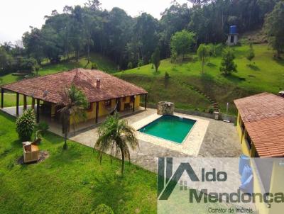 Casa para Venda, em Juquitiba, bairro Centro, 4 dormitrios, 2 banheiros, 1 sute