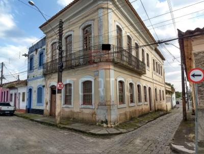 Casa para Venda, em Iguape, bairro CENTRO, 3 dormitrios, 2 banheiros