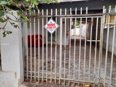 Casa para Venda, em Porecatu, bairro Centro