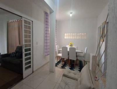 Sobrado para Venda, em Suzano, bairro Jardim Quaresmeira II, 3 dormitrios, 2 banheiros, 1 sute, 2 vagas