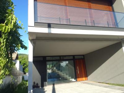 Casa 3 dormitórios para Venda, em Florianópolis, bairro Jurerê, 3 dormitórios, 4 banheiros, 3 suítes, 2 vagas