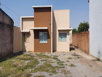 Casa para Venda, em Lucas do Rio Verde, bairro Bairro Parque das Araras, 2 dormitrios, 1 banheiro