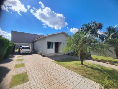Casa para Venda, em Lucas do Rio Verde, bairro Bairro Pioneiro, 2 dormitrios, 2 banheiros, 1 vaga