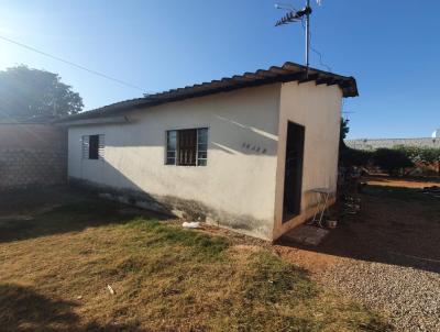 Casa para Venda, em Lucas do Rio Verde, bairro Bairro Veneza, 2 dormitrios, 1 banheiro, 1 vaga