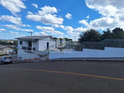 Casa para Venda, em Erechim, bairro Maria Clara, 3 dormitórios, 3 banheiros, 1 vaga