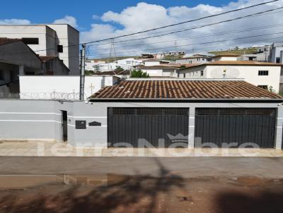 Casa para Venda, em Guanhes, bairro Afonso Gonalves, 3 dormitrios, 3 banheiros, 1 sute, 2 vagas