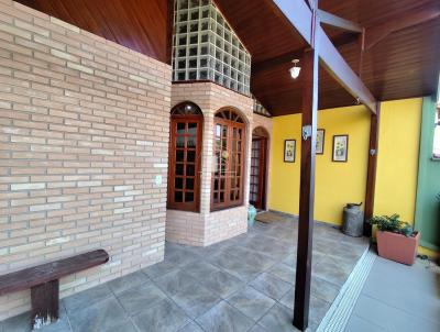 Casa para Venda, em guas de Lindia, bairro Residencial Maria Andrade, 5 dormitrios, 4 banheiros, 2 vagas