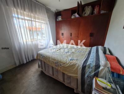 Casa / Sobrado para Venda, em So Paulo, bairro Cambuci, 3 dormitrios, 2 banheiros, 2 vagas