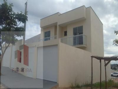 Casa Duplex para Venda, em Macaé, bairro Atlântico Norte, 2 dormitórios, 1 banheiro, 2 suítes, 1 vaga