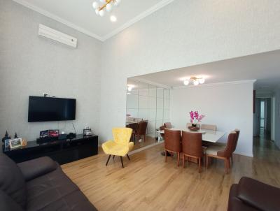 Casa / Sobrado para Venda, em Foz do Iguaçu, bairro Conjunto Libra, 4 dormitórios, 5 banheiros, 2 suítes, 4 vagas