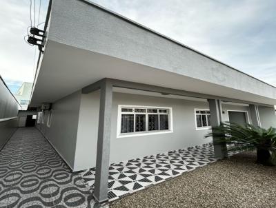 Casa para Venda, em Navegantes, bairro Centro, 5 dormitórios, 3 banheiros, 1 suíte, 2 vagas