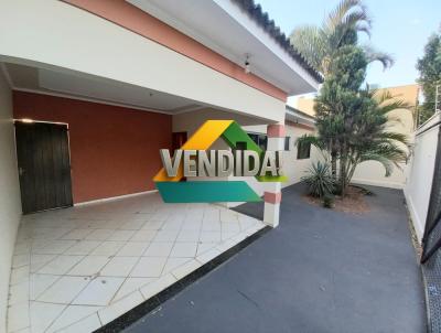 Casa para Venda, em Presidente Prudente, bairro Residencial São Paulo, 3 dormitórios, 2 banheiros, 1 suíte