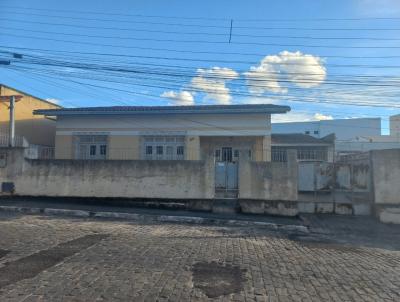 Casa para Venda, em Alagoinhas, bairro Centro, 3 dormitrios, 2 banheiros, 1 vaga