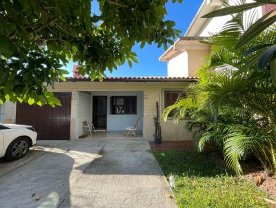 Casa para Venda, em Capo da Canoa, bairro Arroio Teixeira, 4 dormitrios, 3 banheiros, 1 vaga