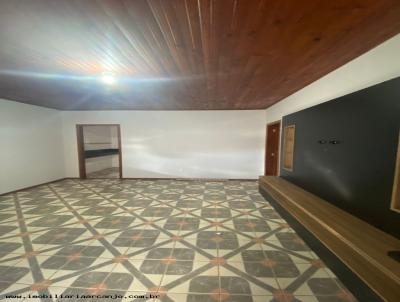 Casa para Locao, em , bairro Jequiria, 2 dormitrios, 1 banheiro, 1 sute, 1 vaga