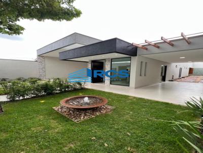 Casa para Venda, em Uberlndia, bairro Santa Mnica, 4 dormitrios, 4 banheiros, 2 sutes, 3 vagas