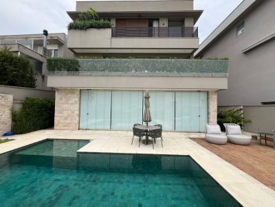 Casa em Condomnio para Locao, em , bairro Centro Comercial Jubran, 4 dormitrios, 9 banheiros, 4 sutes, 6 vagas