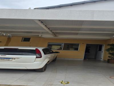 Sobrado para Locao, em Cuiab, bairro Parque Georgia, 2 dormitrios, 2 banheiros, 2 vagas