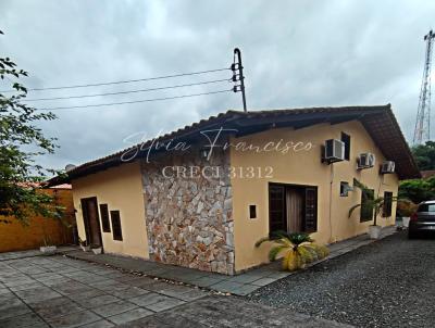 Casa para Venda, em Joinville, bairro Gloria, 3 dormitrios, 2 banheiros, 4 vagas