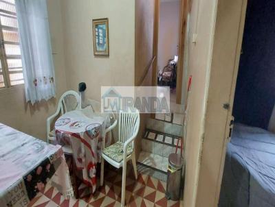 Casa para Venda, em Belo Horizonte, bairro Carlos Prates, 4 dormitrios, 2 banheiros, 1 sute
