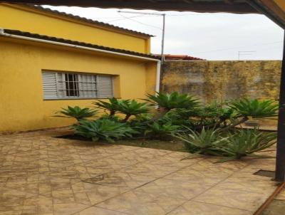 Casa para Venda, em Mogi das Cruzes, bairro Vila Mogilar, 2 dormitrios, 2 banheiros, 1 sute, 2 vagas
