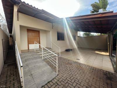 Casa para Locao, em Aparecida de Goinia, bairro Vera Cruz, 4 dormitrios, 2 banheiros, 1 sute, 2 vagas