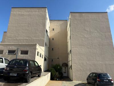 Apartamento para Locao, em Mogi das Cruzes, bairro Vila Vitria, 2 dormitrios, 1 banheiro, 1 vaga