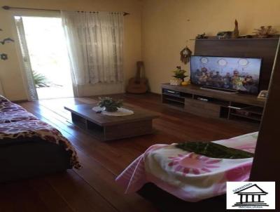 Casa para Venda, em Santa Cruz do Sul, bairro Pedreira, 3 dormitrios, 2 banheiros, 2 vagas